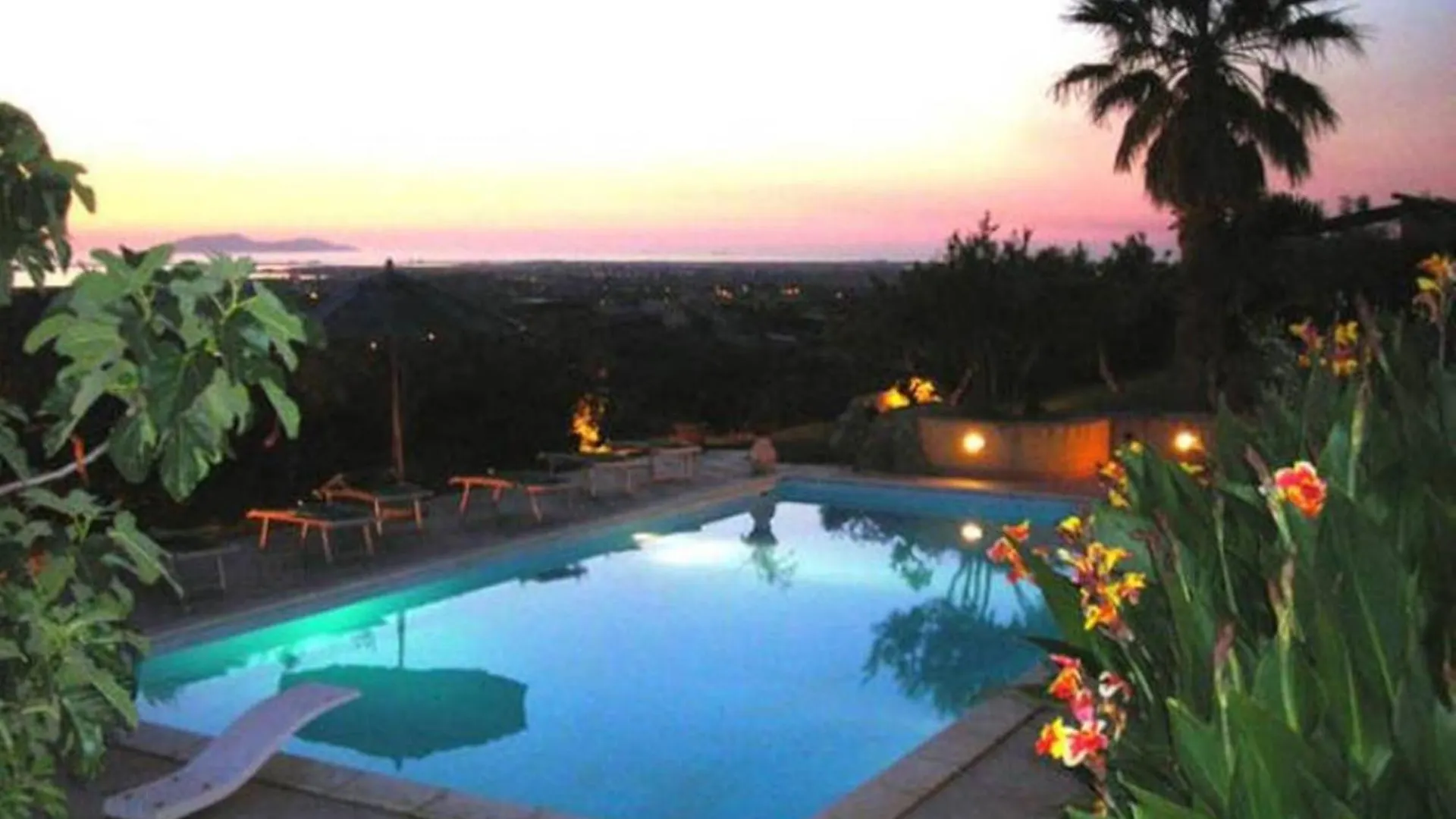 Villa Retreat With Private Pool And Mesmerizing Sea View Parrinello 0*,  Italy