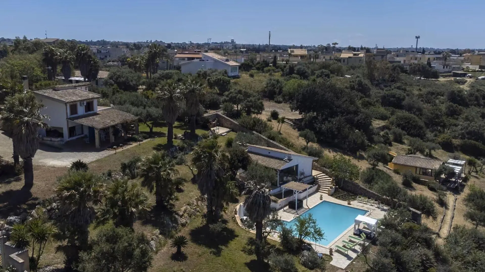 Villa Retreat With Private Pool And Mesmerizing Sea View Parrinello 0*,