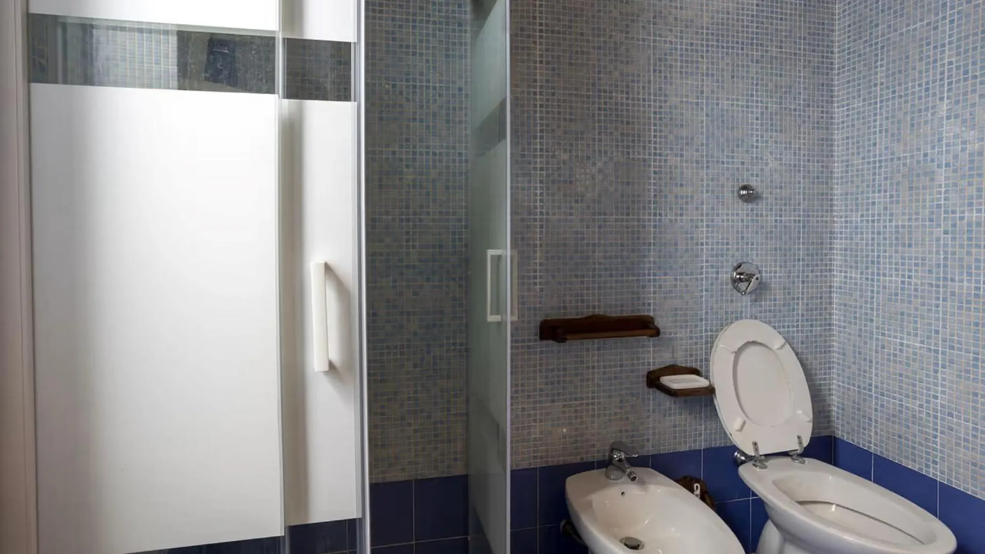 Villa Retreat With Private Pool And Mesmerizing Sea View Parrinello