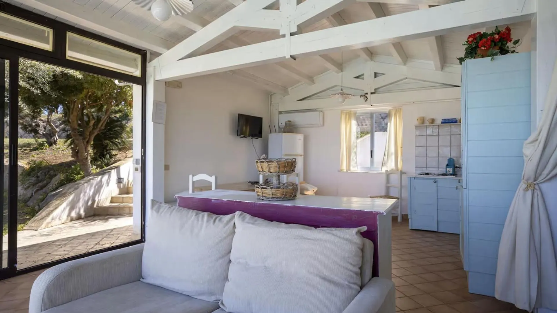 Villa Retreat With Private Pool And Mesmerizing Sea View Parrinello Italy