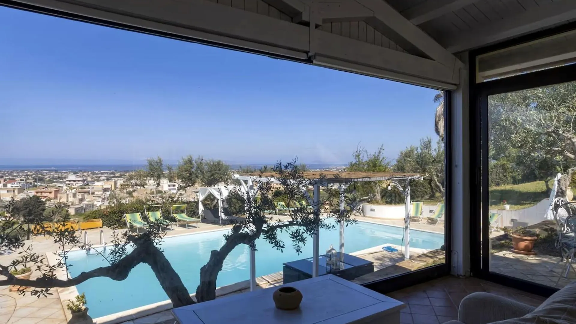 Villa Retreat With Private Pool And Mesmerizing Sea View Parrinello 0*,  Italien